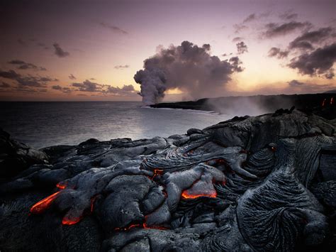 Hawai'i Volcanoes National Park Guide - Sunset.com