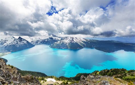 Everything tourists (and you) need to know about Garibaldi Lake