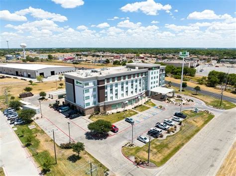 HOLIDAY INN & SUITES WACO NORTHWEST, AN IHG HOTEL - Updated 2024 (TX)