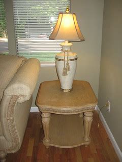 SOLD: End table + Lamp | 33.5" tall, 12" diameter. Starting … | Flickr