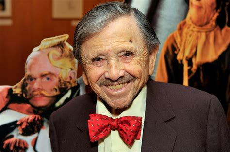 Jerry Maren, last surviving "Wizard of Oz" munchkin, dead at 98 - CBS News