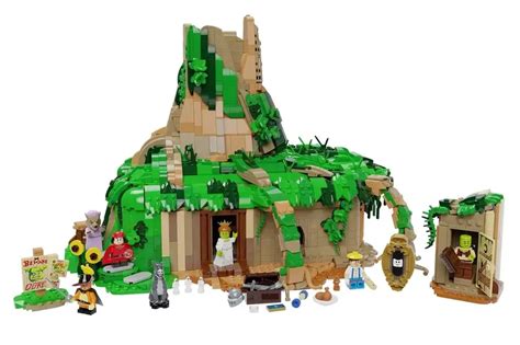 Lightning strikes twice in this LEGO Ideas swamp