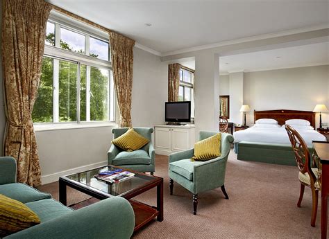 First look inside the Sheraton London Park Lane Hotel following its refurbishment | Daily Mail ...