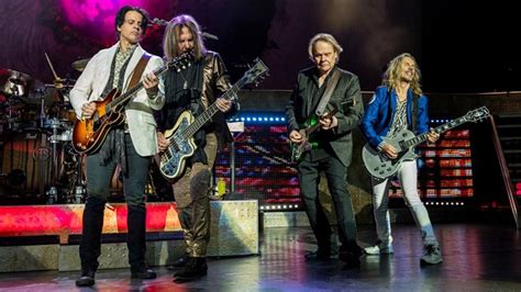 Styx sailing back to Las Vegas for 2023 residency – 106.5 The Arch