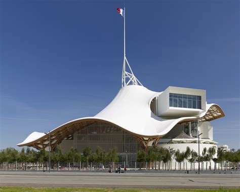 Centre Pompidou-Metz / Shigeru Ban Architects | ArchDaily