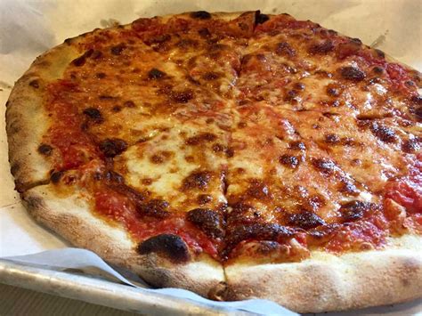 Pepe’s Pizzeria, New Haven - The E List