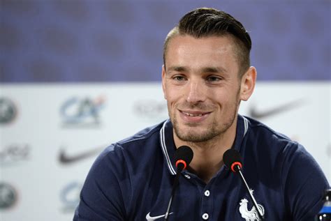 Arsenal Injury News: Mathieu Debuchy Gives Update on Injury Return