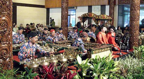 CEREBRAL BOINKFEST: Gamelan - the Music of the Gods