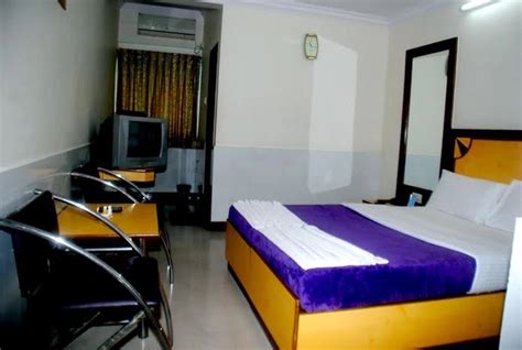 Book Hourly Hotels for Unmarried Couples in Bangalore