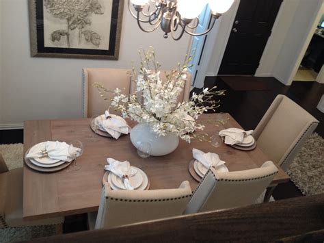 Centerpiece Ideas For Dining Room Table at James Taylor blog