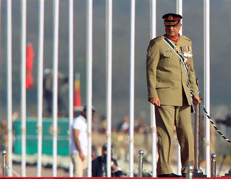 Ties in focus as Pakistan army chief meets US officials | News | Al Jazeera