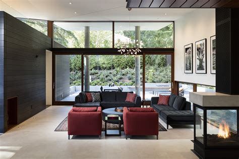 Gallery of Inside Outside House / David Coleman Architecture - 20