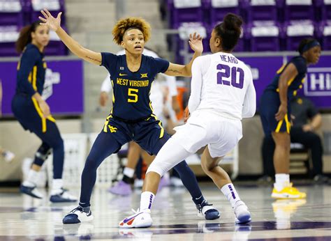 WVU women's basketball team runs win streak to 8 with 79-70 victory at TCU - Dominion Post