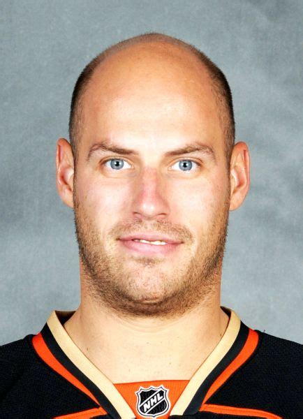 Player photos for the 2016-17 Anaheim Ducks at hockeydb.com