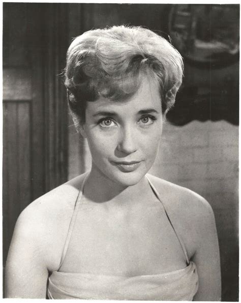 Sylvia Syms Net Worth, Bio, Wiki - Net Worth Roll