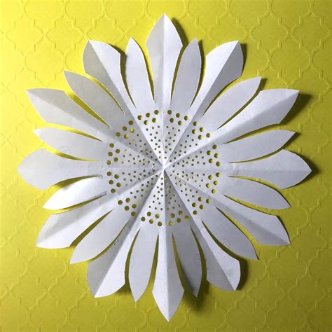 Sunflower (PDF) — Paper Snowflake Art | Snowflakes art, Snowflake template, Paper snowflake patterns
