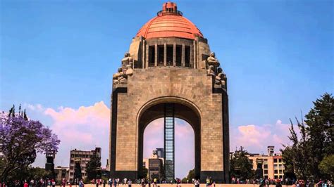 Hombre se arroja de la cúpula del Monumento a la Revolución - NTV