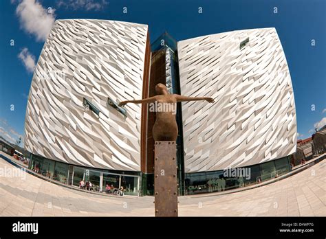 Titanic signature building museum belfast titanic quarter tourist ...