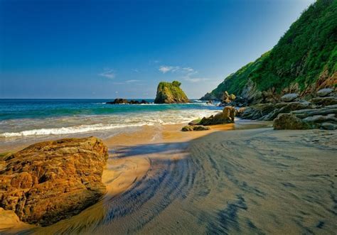 10 Best Beaches in Oaxaca, Mexico - Goats On The Road