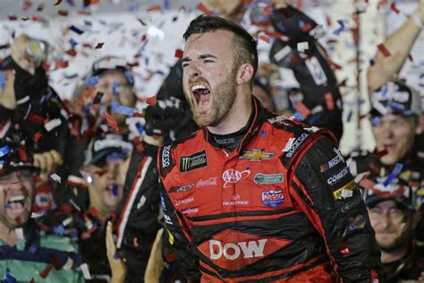 Austin Dillon wins Daytona 500, takes No. 3 back to victory lane | Las Vegas Review-Journal