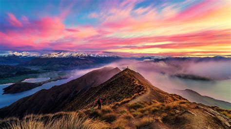 Roys Peak at sunset (Wanaka, New Zealand) - backiee