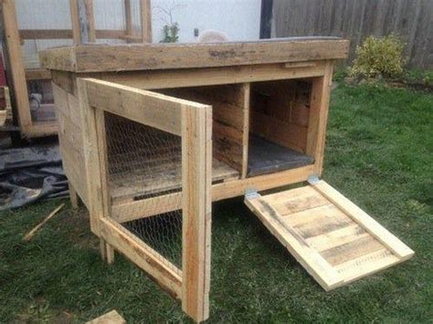 Rabbit Hutches Made from Pallets | Rabbit hutch plans, Diy rabbit hutch ...