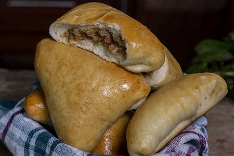 Homemade Sri Lankan Fish Bun - Kitchen - DailyLife.lk - Sri Lanka