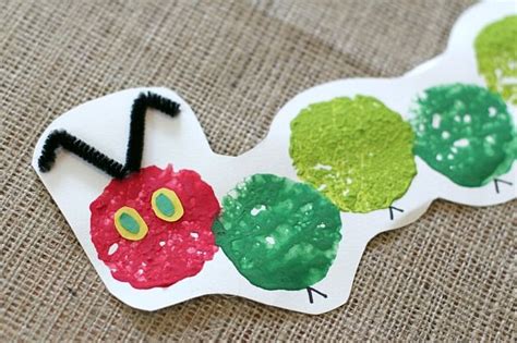 The Very Hungry Caterpillar Craft Using Sponge Painting | Hungry caterpillar craft, Caterpillar ...