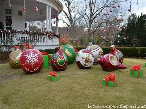 diy outdoor christmas decorations big christmas ornaments decorations large christma ...