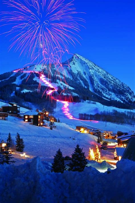 Christmas - Aspen, Colorado | Perfect vacation spots, Vacation spots, Christmas vacation ...