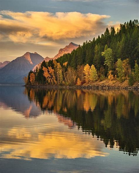 Lake Macdonald, Glacier National Park, Montana, United States : r ...