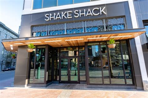 Shake Shack Opens Flagship Location in Downtown New Orleans - Eater New Orleans