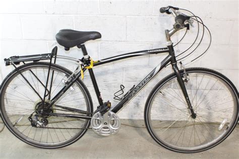 Jamis Citizen 1 Hybrid Bike | Property Room