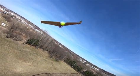 Flying Wing made from a Cardboard Pizza Box! | Flite Test