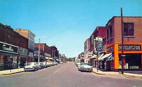 transpress nz: cars in Main Street, Poplar Bluff, Missouri, 1920s-1950s