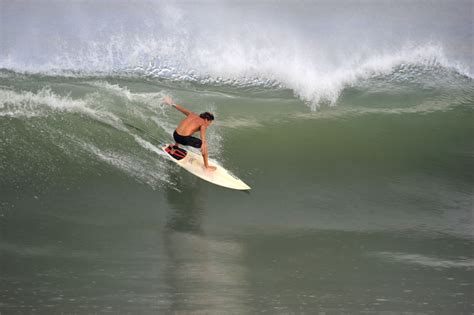 San Pancho (San Francisco) Surf Photo by Jay Ailworth | 9:37 am 16 Sep 2010