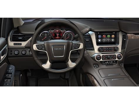 2017 GMC Yukon: 100 Interior Photos | U.S. News