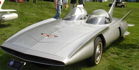 The 1959 General Motors Firebird III concept car. No less than 7 fins! : r/RetroFuturism