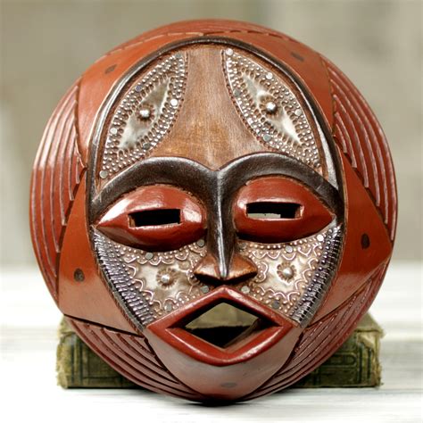 Novica Victor Dushie Handcrafted Circular West African Mask Wall Decor ...