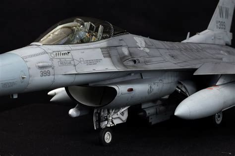 F-16C Block 50 Falcon By Modeler Masa Narita 1:32 Scale Tamiya | Model planes, Model airplanes ...