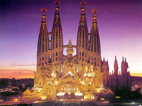 La Sagrada Familia, The Church Nuanced “Art Deco” in The Heart of ...