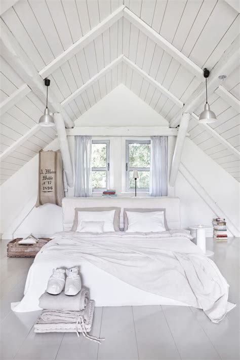 Bedroom Attic Design Ideas | www.resnooze.com