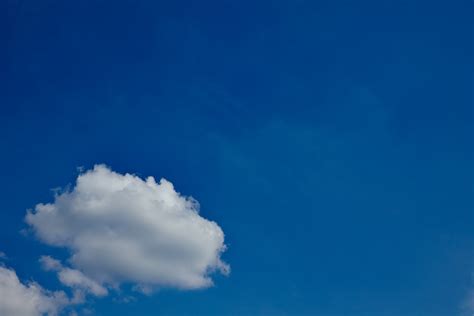 25 Free Cloud And Sky Photos in Hi-Res Vol. 1 :: Behance