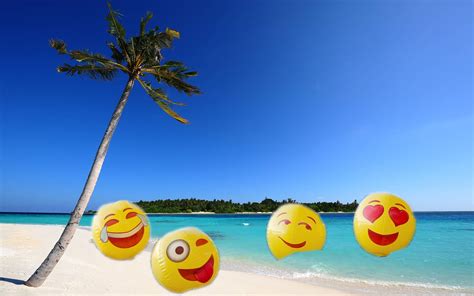 Moji Emoji Inflatable (12 pack) Pool Party Beach Balls. # 12 emoji ...