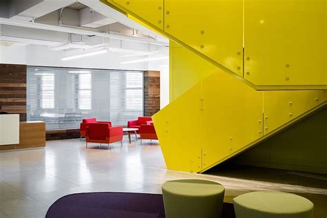 2 NYC Agencies Get New Offices by BKSK Architects | Corporate interiors ...