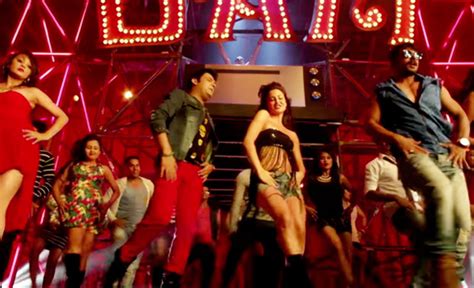 Elli Avram Kapil Sharma Bam Bam Song Movie Kis Kisko Pyaar Karoon Pic : kis kisko pyaar karoon ...