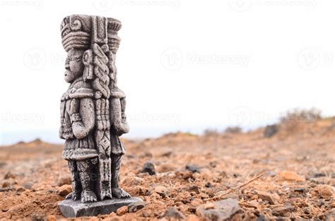 Ancient Maya Statue 15736915 Stock Photo at Vecteezy