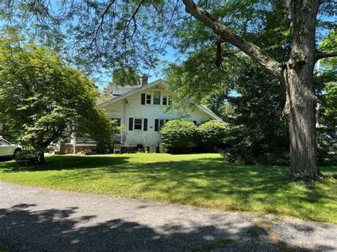 Millbrook NY Real Estate - Millbrook NY Homes For Sale | Zillow