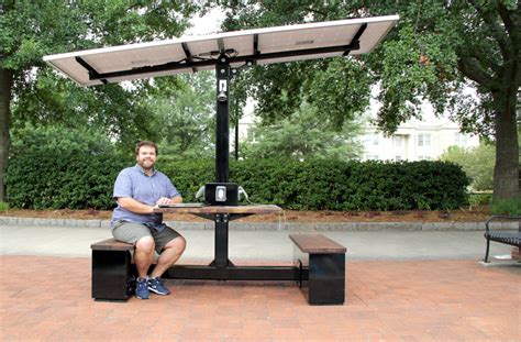 UGA charges ahead with solar-powered picnic table - UGA Today