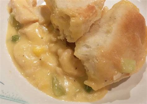 Homestyle Chicken &Biscuits Recipe by ChristineNMN - Cookpad